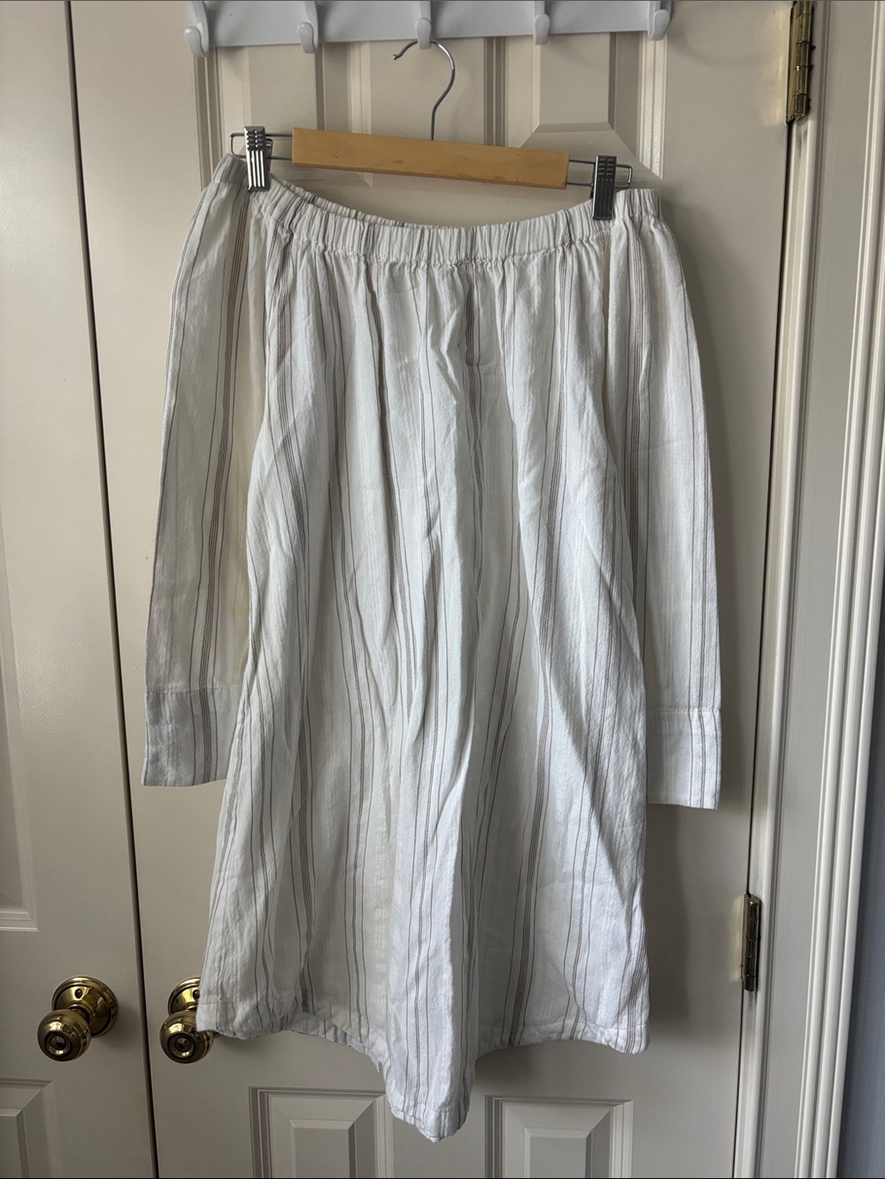 Garnet Hill White Pinstripe Midi Skirt